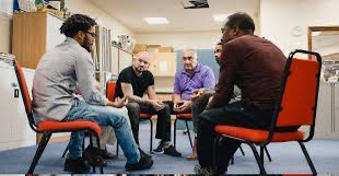 Hie, my name is Khwima. I support Manchester United.