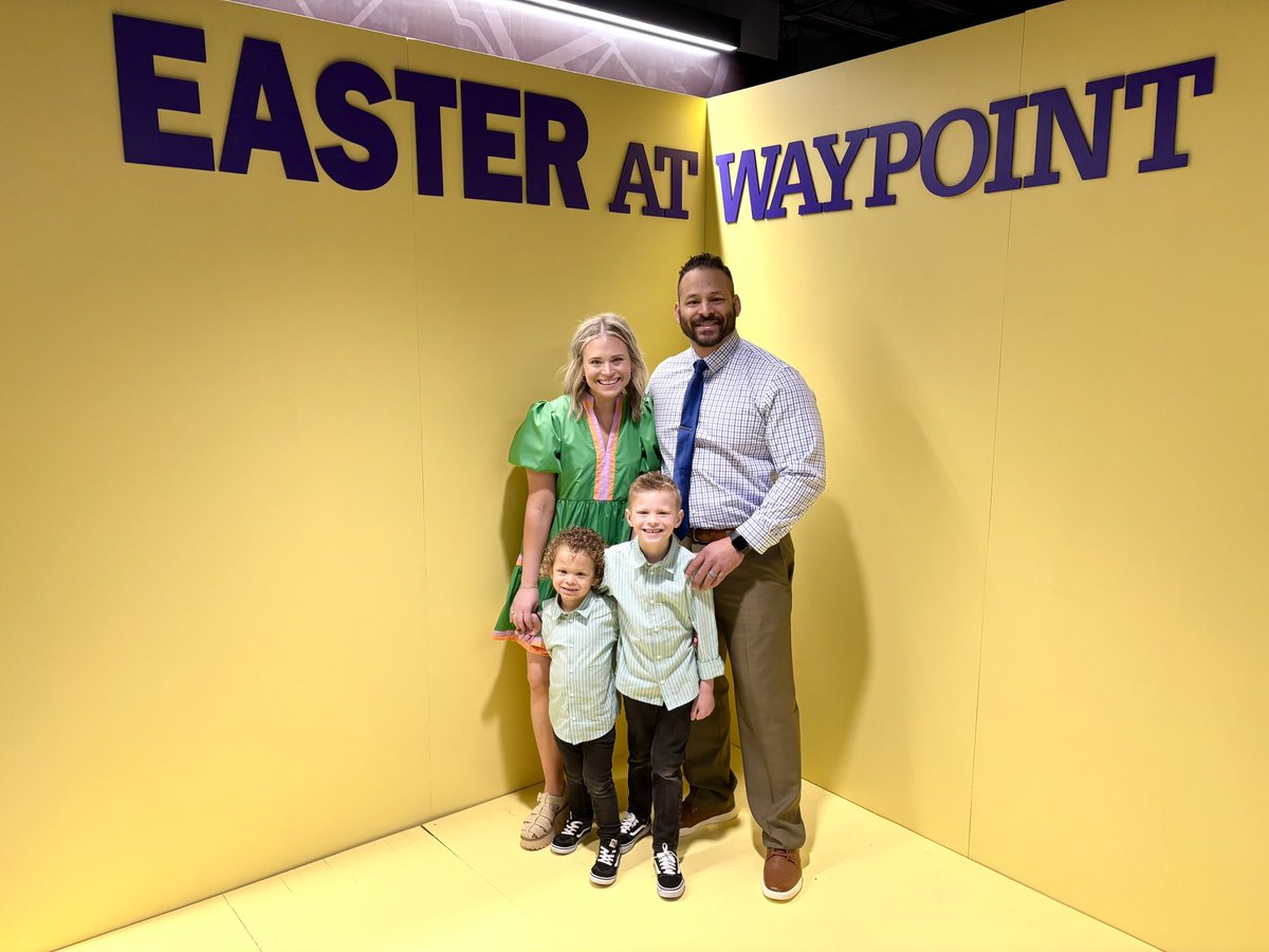 Colin Hanna (@coachcolinhanna) on Twitter photo He is Risen!
Happy Easter from our family! He is Risen!
Happy Easter from our family!
