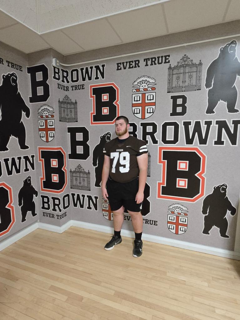 JackGillespie09's tweet photo. Had a great time at the Brown Junior Day yesterday. It was awesome to learn about Brown football and see the facilities. Thank you @Coach_Mul for the invite. I can't wait to be back on campus for a camp. @BrownHCPerry @CoachEMorrissey @_CoachTimMurphy @UnionvilleHSFB @EPAFootball https://t.co/oClVVsdsJu