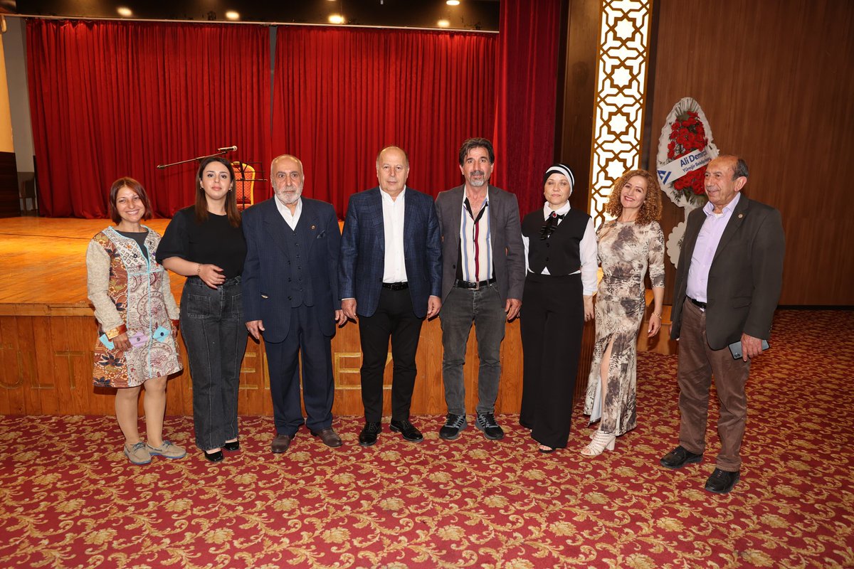 YERELDEN EVRENSELE, İNSANIN KARŞILIĞI İNSANLIKTIR  20 Nisan İnsanlık Günü Programına İştirak Ettik. Yüreğir Belediye Başkanı Sayın Ali Demirçalı Yüreğir İmar Aş Yönetim Kurulu Başkanı Sayın Remzi Yıldırım, Şükran Tuncdemir ve Kültür Müdürü Nedat Özkan'a  Alakalarına Teşekkürler