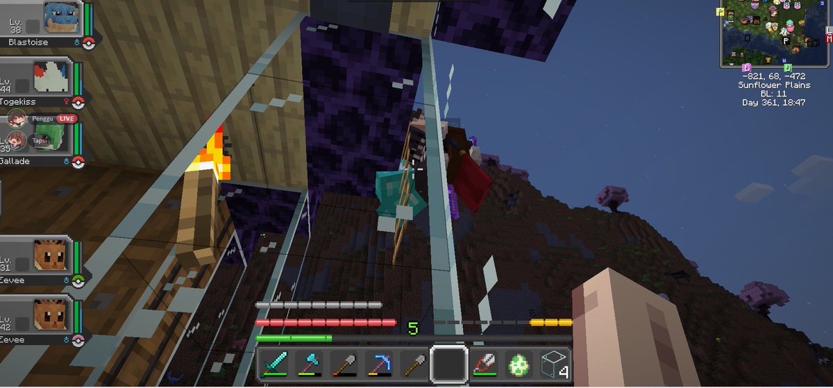 May akyat bahay sa bahay ko