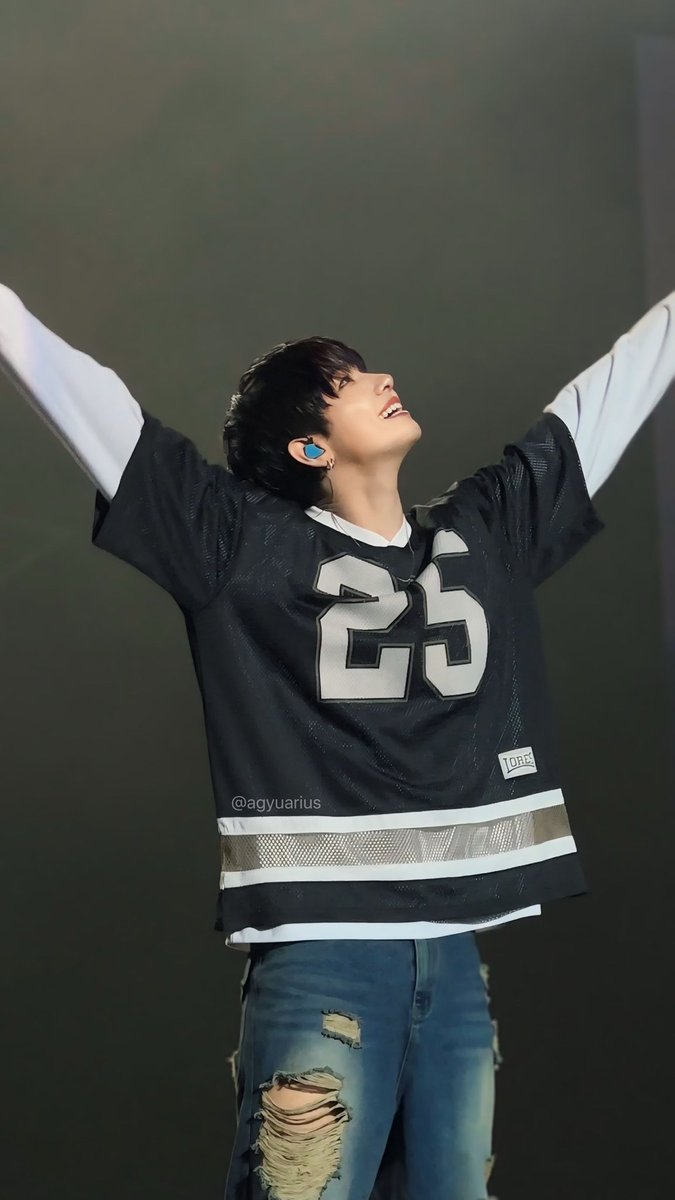 𝙣𝙖𝙙 tweet media