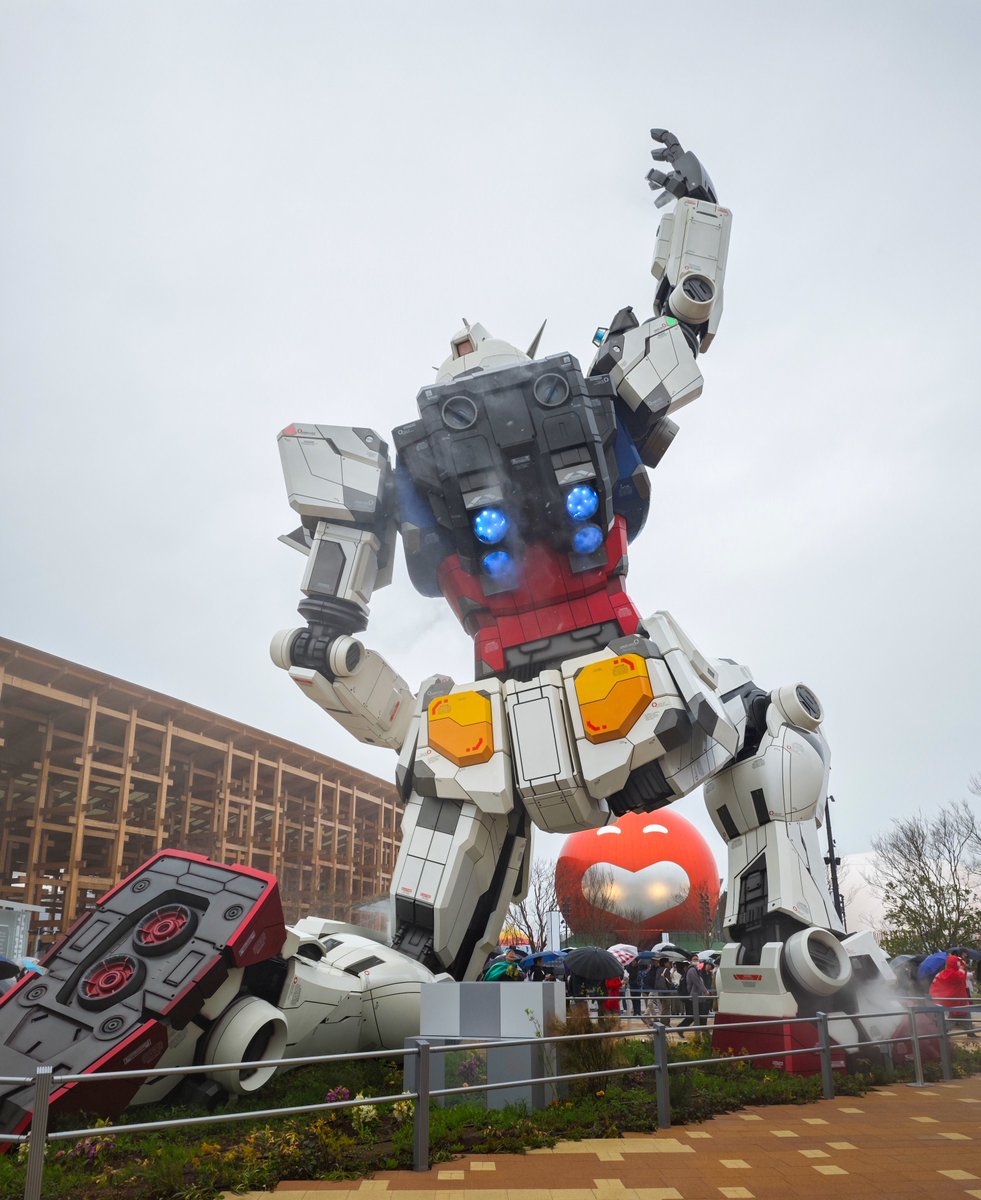 _harmoid_'s tweet photo. 世博开幕日的高达��
大阪・関西万博 開幕初日 ガンダム館
GUNDAM PAVILION on the Expo 2025 Opening Day
#EXPO2025 #Gundam https://t.co/h041aZHNNZ
