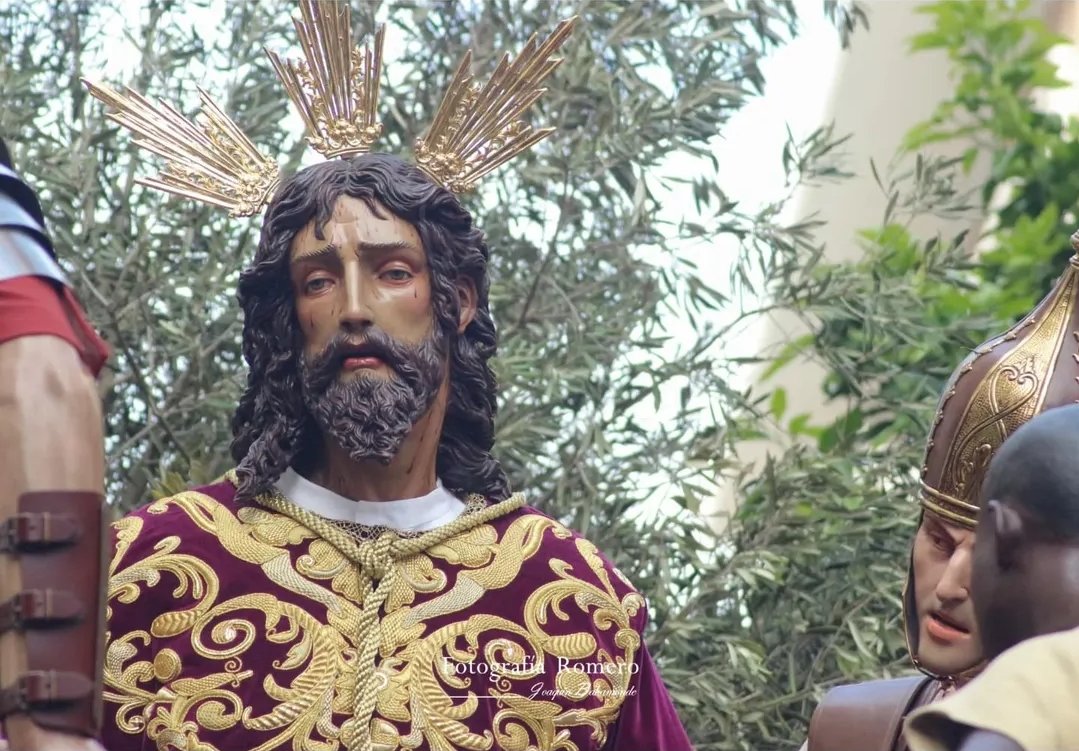 Prendimiento_H's tweet photo. RESUCITÓ 

"Yo soy la resurrección y la vida. El que cree en mí vivirá, aunque muera; y todo el que vive y cree en mí no morirá jamás"

📸 Joaquín Bahamonde. https://t.co/iQIMbLZnS9
