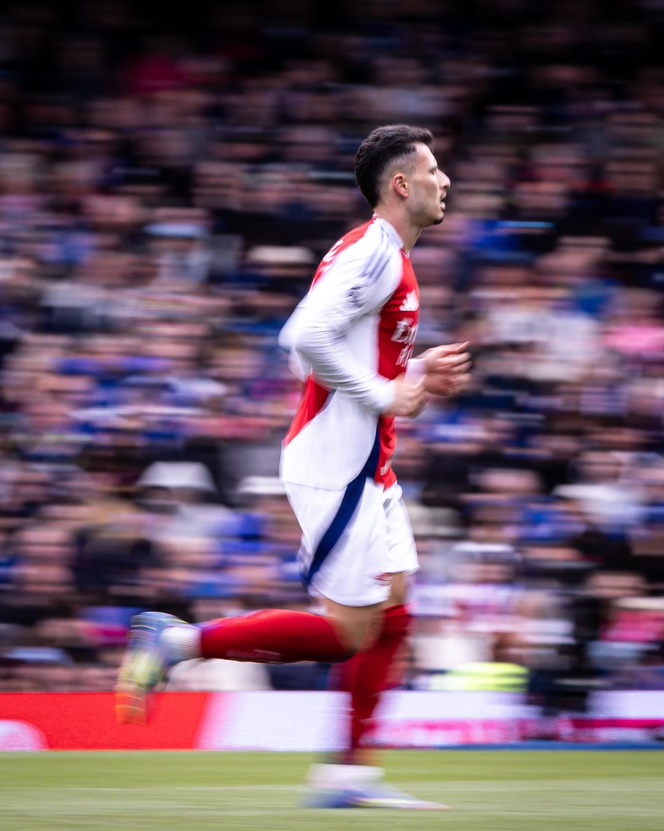 50 goals for the Arsenal. Proud ❤️