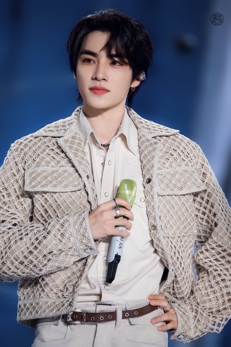 Jsababy's tweet image. 20250419

龙乐无界超级城市音乐节

#肖俊 #XIAOJUN #샤오쥔
#WayV #威神V  #シャオジュン