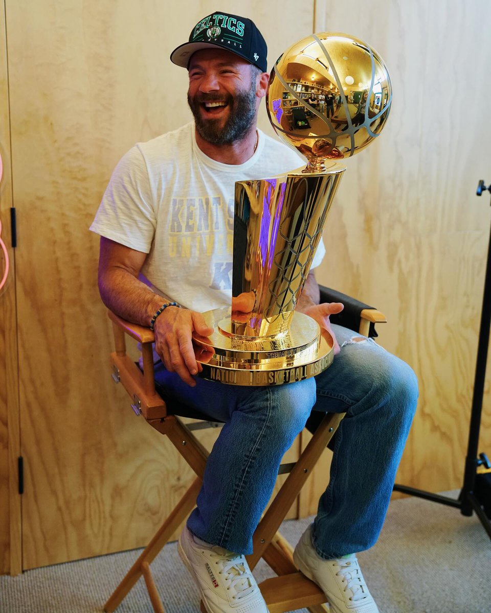 Edelman11's tweet photo. Banner 19 Loading… ☘️ https://t.co/OHIcJT7suG