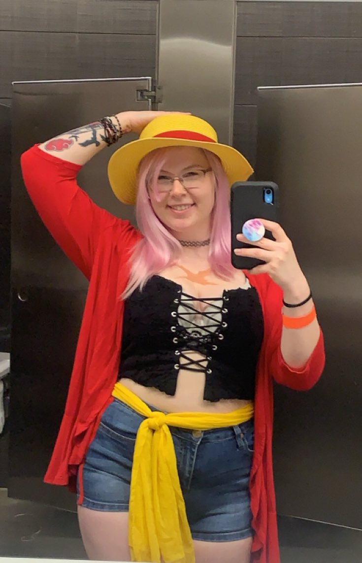 SmittenKitten tweet media