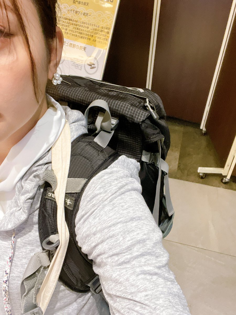 maya_fuk94's tweet photo. #MUSIC_OITA_EXPO vol.3 
ありがとうございました🙇‍♂️
2日間MCを務めさせて頂きました🙌
福岡から参りました #近藤麻耶 ですたっ🥺🕊
みーんな素敵でした🌈

初めてガッツリとコスパフォ拝見しましたが凄いですね…皆さまの推しへの愛🥺しっかりと伝わりました!!それにしても皆様素敵でした😭 https://t.co/cHyPWd3RTn