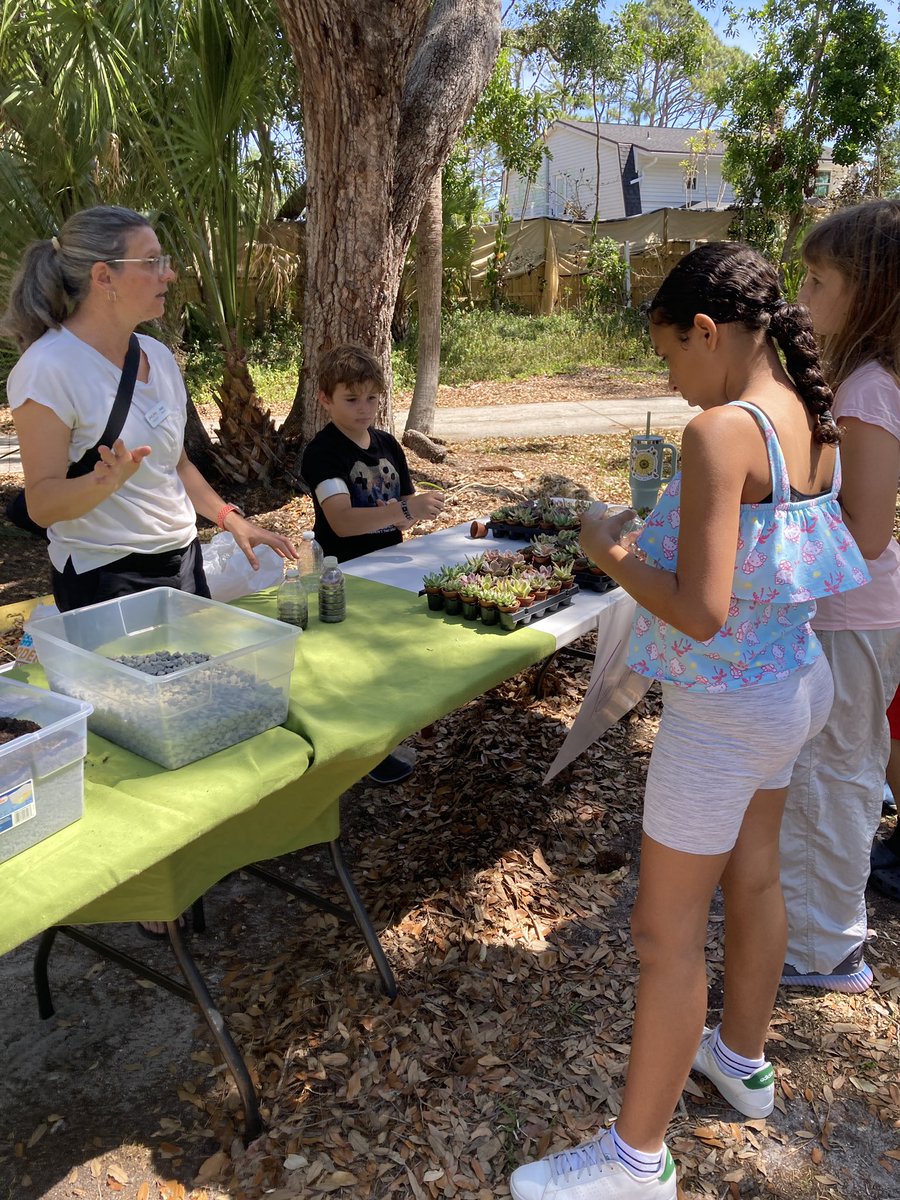 Kelly Griffith tweet media