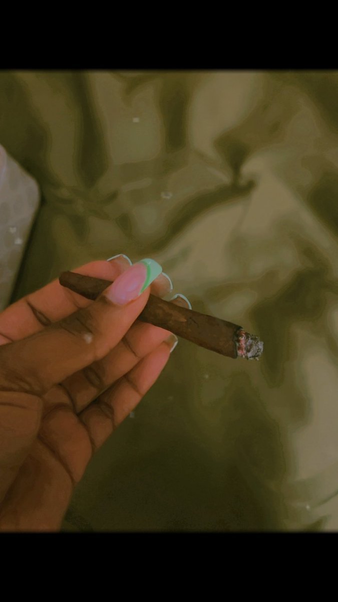 ashaatheone's tweet photo. #HappyEaster2025🐰🌈 #Happy4/20 🌳💨 https://t.co/xqnMMOgFaa