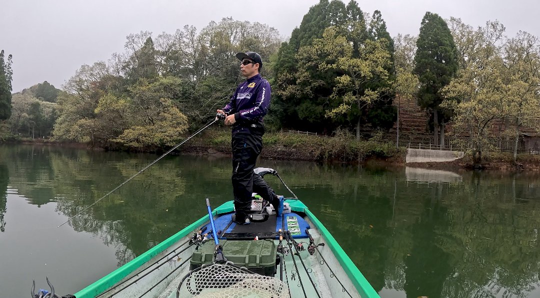 MgMeta's tweet photo. 他と比べて季節の進行が遅い北山ダムですが、シャローにあがって来てた北山モンスター！
次は獲れるよう頑張るばいたー

#nbcチャプター北山湖
#うおまん
#komclusion
#zpi
#zelos
#duel
#forwardblue
#engineer https://t.co/QkE7VSdMzl
