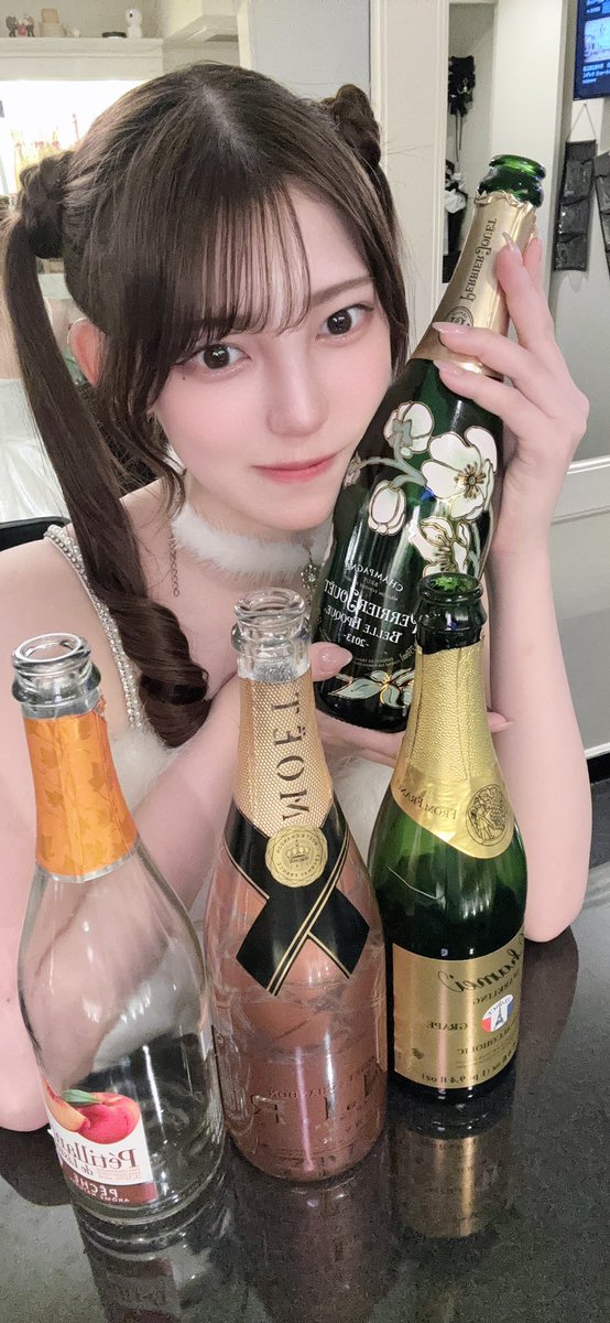 urara_harukaze's tweet photo. ろぐあうと！
爆死！
大好きですありがとうございました、、、 https://t.co/03tAcd81Yo