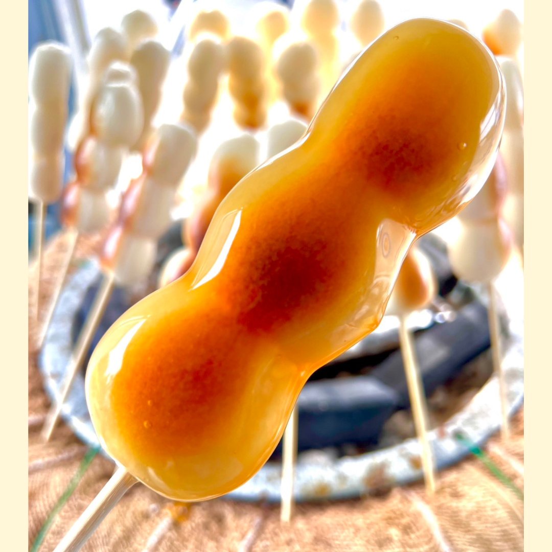 Attract_Inc's tweet photo. ＼出店者紹介・第4弾！／

第4弾は…
🍡【甘味処ぷー太郎】さん！
炭火焼きだんごとご当地ドリンクで、ほっこり楽しいひとときを🍶
甘い香りとともに、春のイベントを満喫しよう🎉

#巻狩鍋まつり #那須イベン�� #那須ガーデンアウトレット #炭火焼きだんご #ご当地ドリンク https://t.co/LNGv6Kb4xv