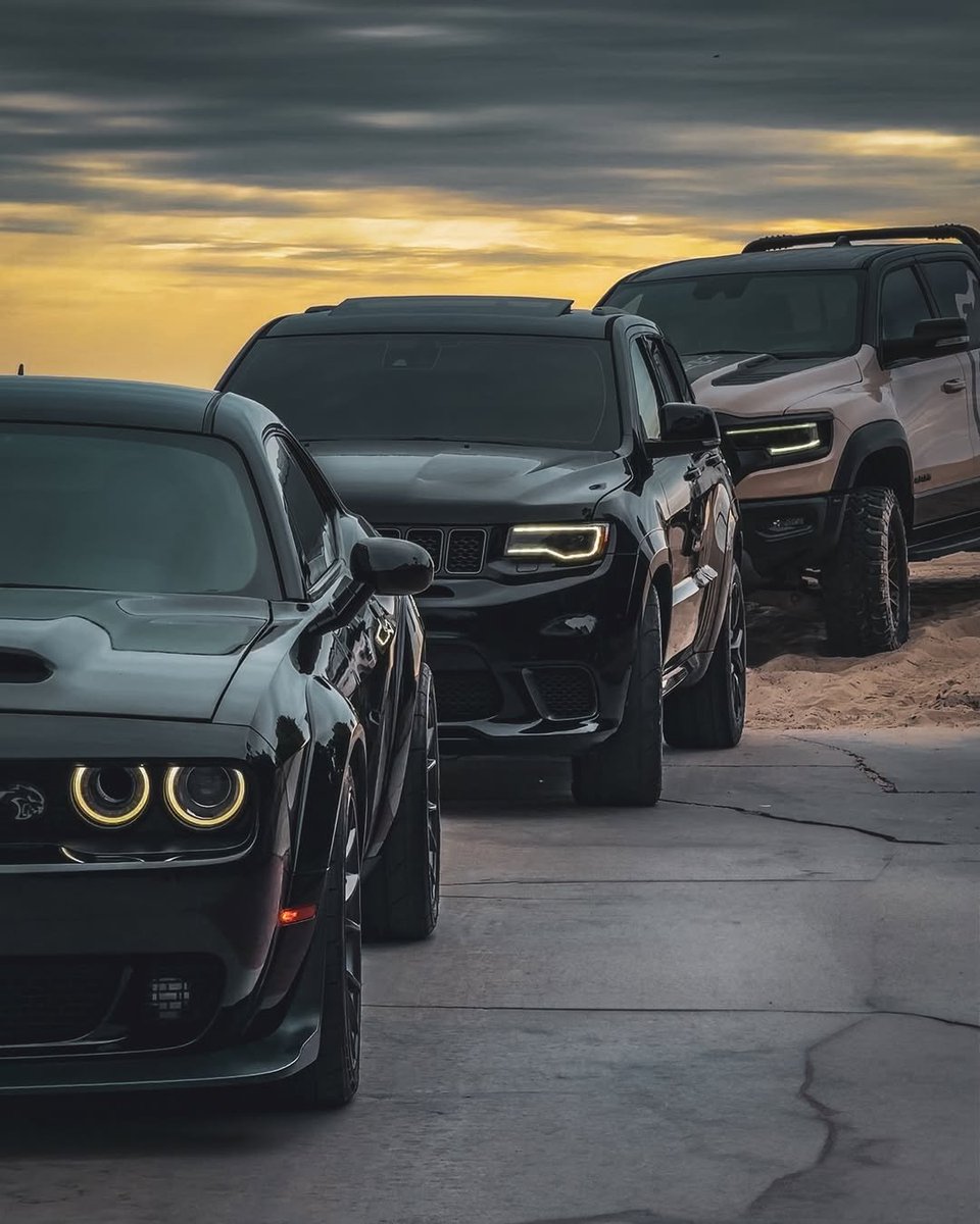 KingOfMopar1's tweet photo. This is Mopar 

📸kejosrt https://t.co/4u3RweTB5U