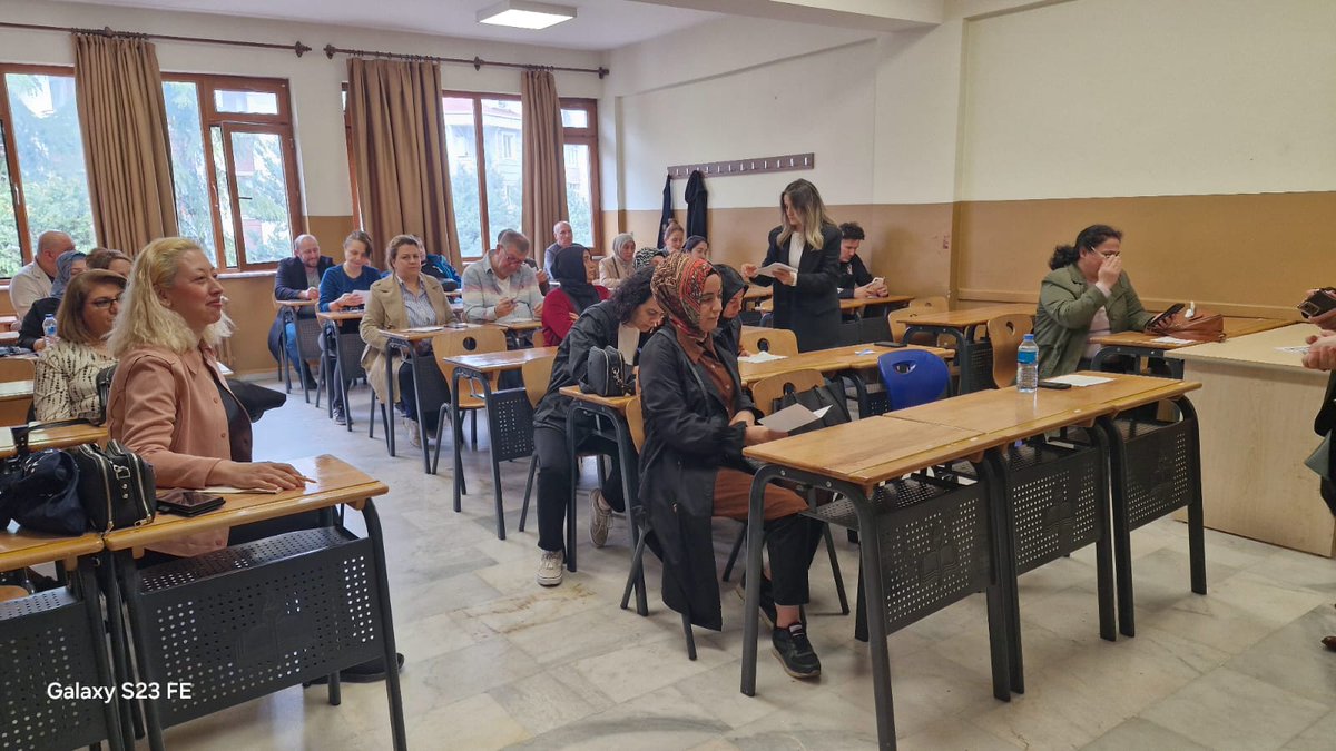PisakMpal's tweet photo. Bugün gerçekleştirdiğimiz II. Dönem veli toplantımıza yoğun katılım gösteren tüm velilerimize teşekkür ederiz. Öğrencilerimizin gelişimini birlikte takip etmek ve güç birliği içinde olmak bizler için çok kıymetli. https://t.co/34sVsxGCBG