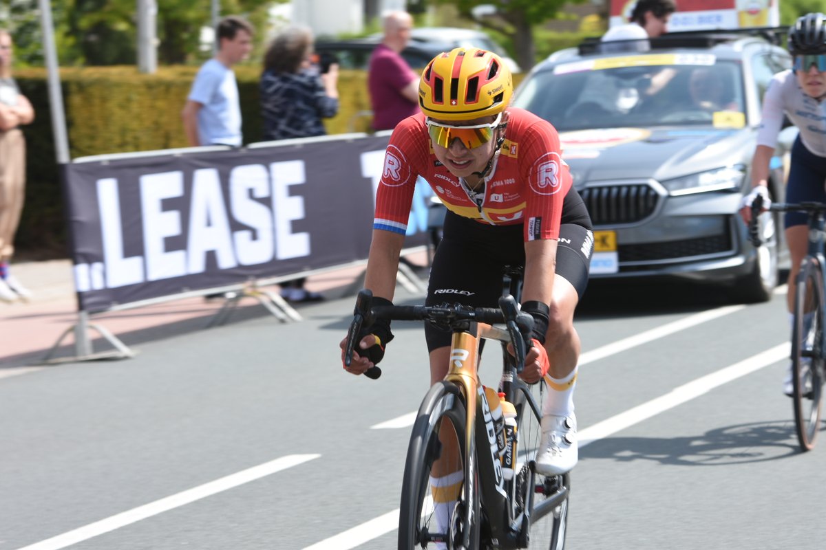 We hebben <a href="/DeBrabantsePijl/">De Brabantse Pijl</a> en <a href="/Amstelgoldrace/">Amstel Gold Race</a> alweer achter de rug met <a href="/UnoXteam/">Uno-X Mobility Cycling</a>. Vandaag een knappe 12e plek voor Katrine! 🔥 Mijn eigen niveau wordt steeds beter. 📈 Op naar de volgende koersen!

anouskakoster.nl/niveau-groeit-…