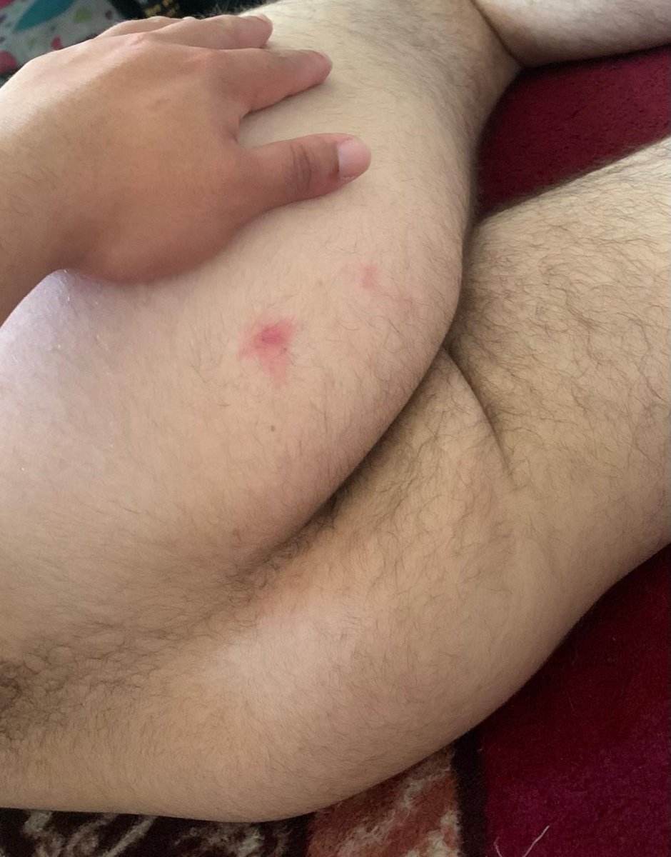 2jdplay's tweet photo. A mi novio le encanta metermelo y dejarme marcado el culito 😈💦 https://t.co/TxPqT0M7D0