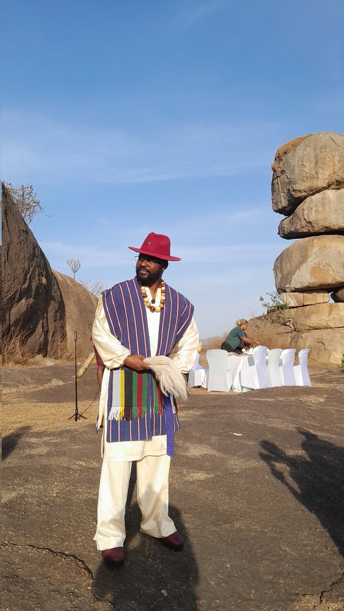 IamSocialMallam's tweet photo. Had the honour of taking @falzthebahdguy on a tour to one of Jos' hidden gems, and Gwash Village was the perfect backdrop for his music video. #FalzInJos #GwashVillage #TourGuide https://t.co/yg7kxnRky8