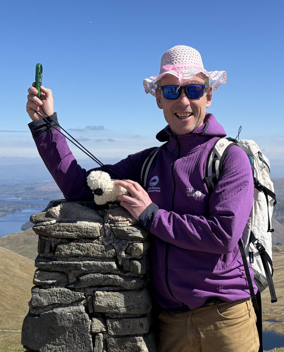 LakesWeather's tweet image. Happy Easter! 🐣 🥳 Happy hols from the Lake District NP & Fell Top Assessors; Zac, Paddy & Jim
PS I’ve never seen a cat on Helvellyn before! 😹I’m signing off for the season (been a privilege!) Zac rounds things off tomorrow 👍
#BeKittenAware
#CatsOfX
@lakedistrictnpa