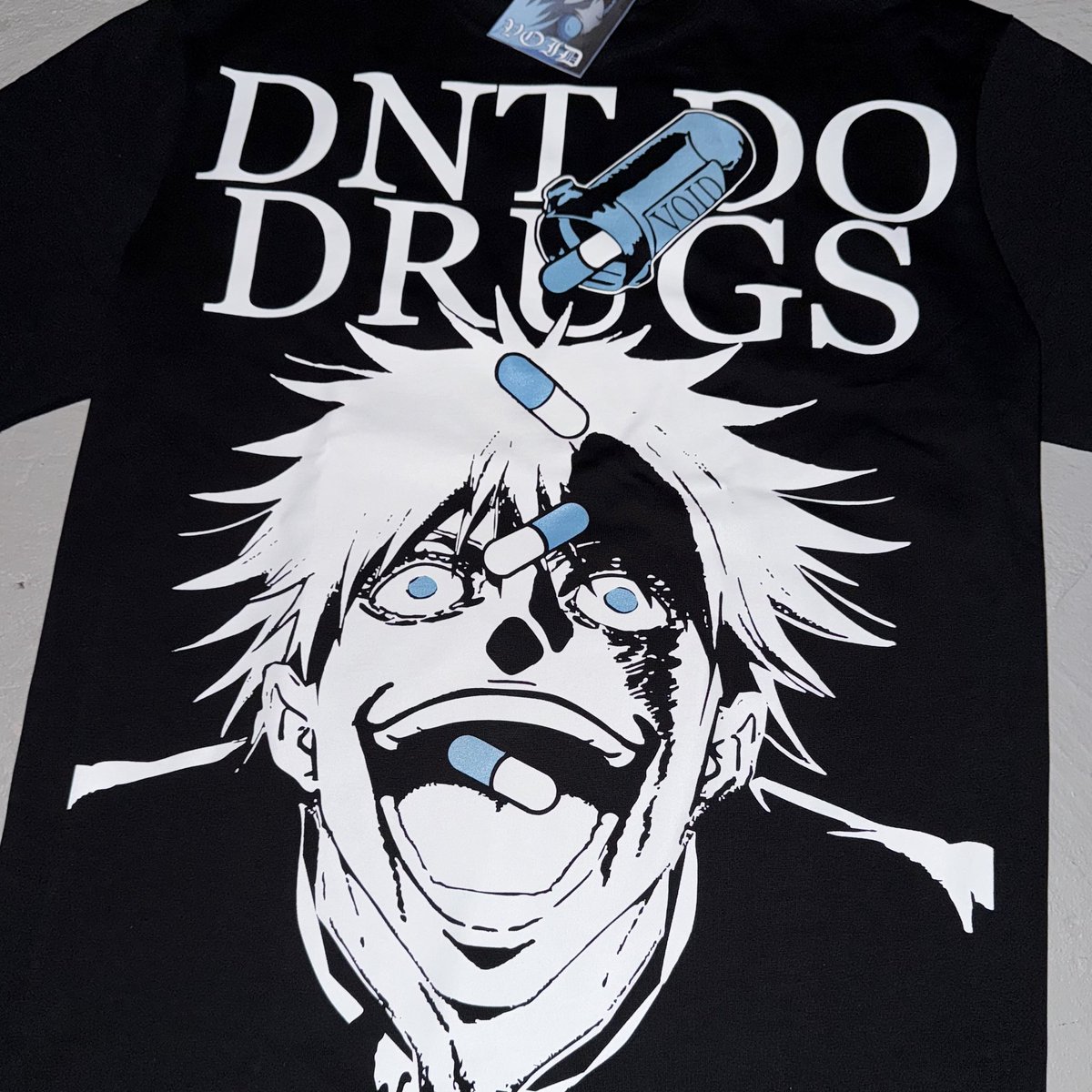 VoidReinc's tweet photo. made this into a tee 💀💊 https://t.co/m1ulfwN4AZ