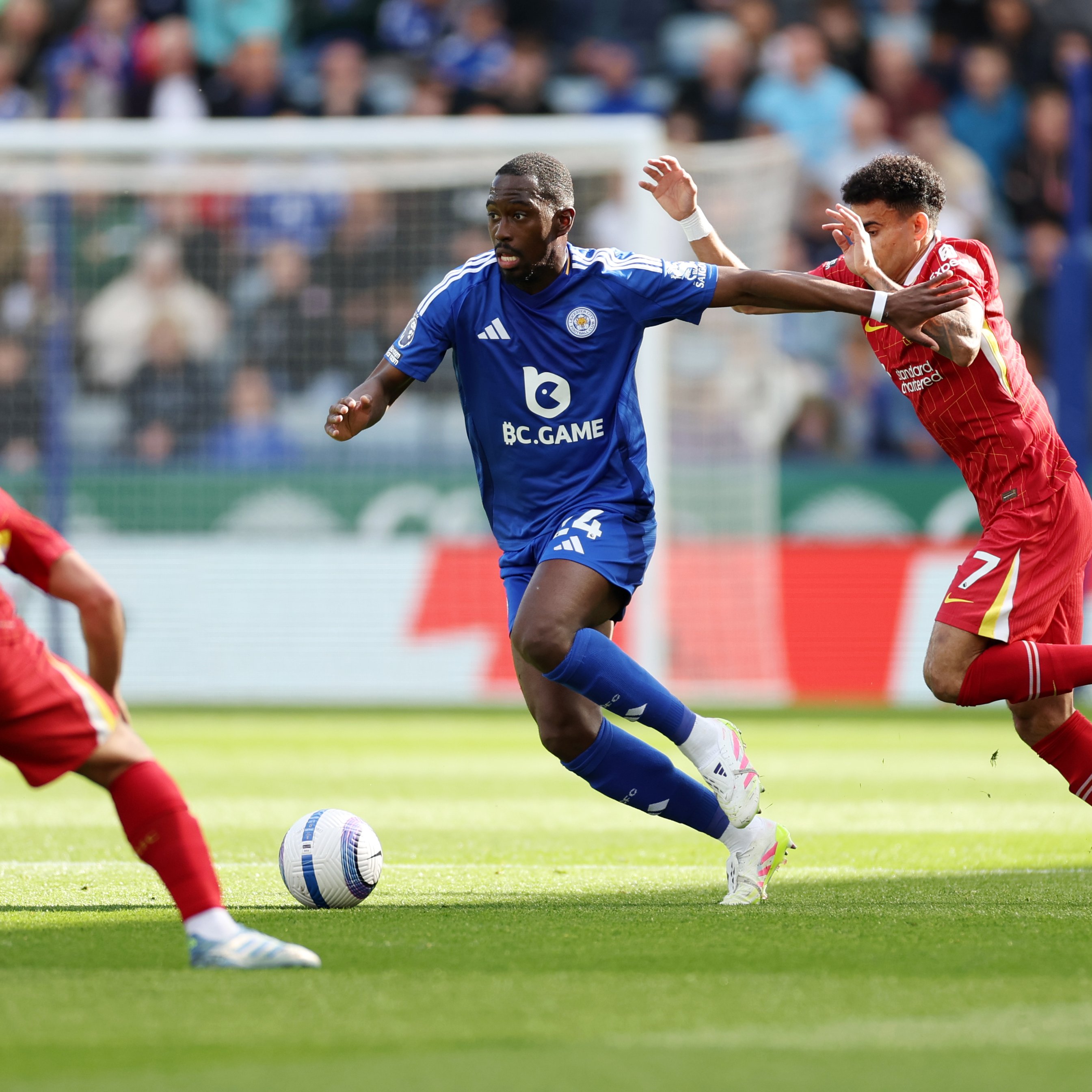 Bouba Soumaré with the ball in midfield against Liverpool.