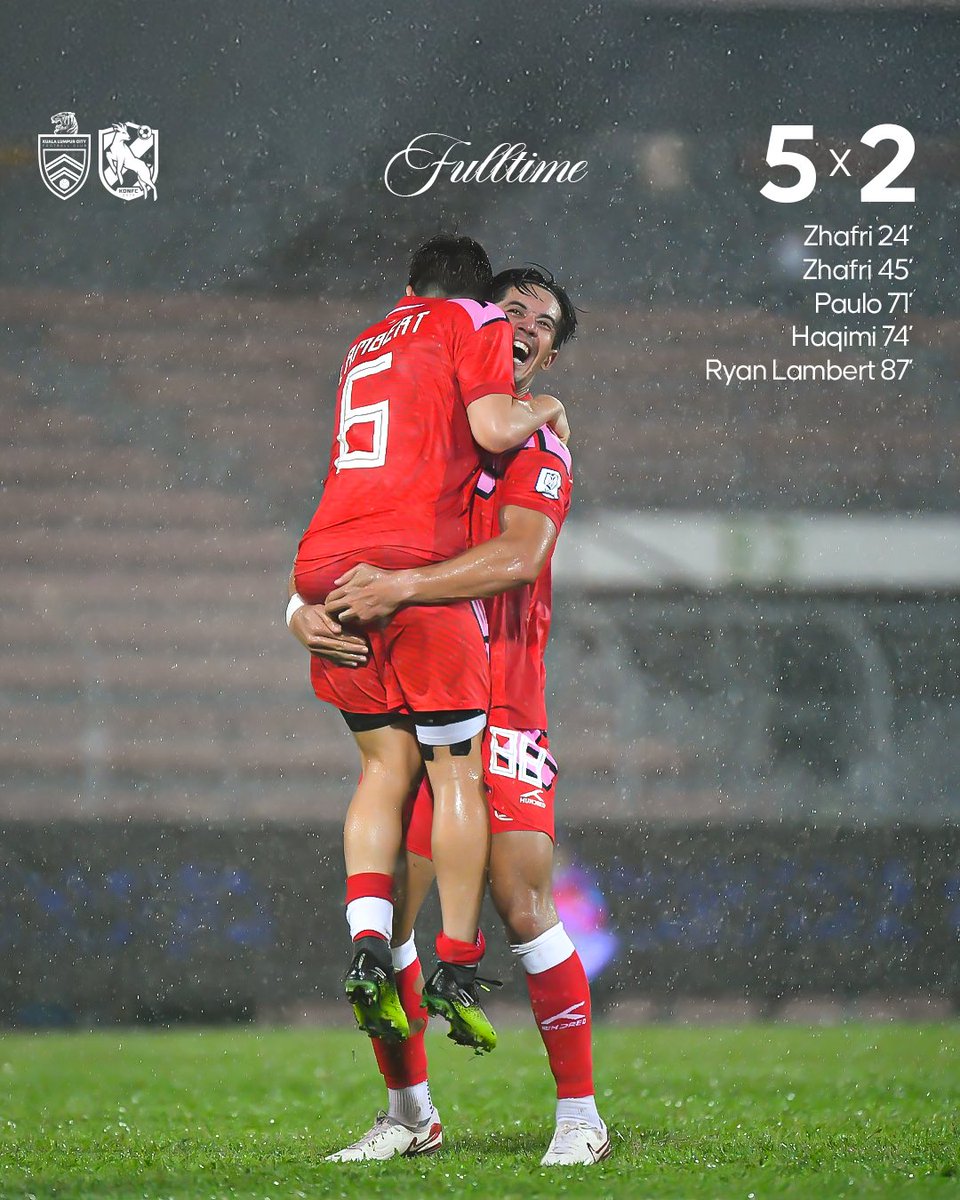 FOREVER 14!! ❤️

#klbandarayarendahkarbon #klcityfc #sampaimatikualalumpur #cityboys