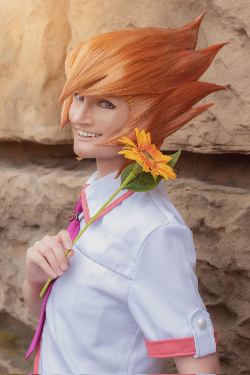 Wheelerin_94's tweet photo. "Think Positive 🌻 よかれと思って"

🌸 Happy Easter everybody! 🌸

 📸 &amp; 🖌: @ eowynya_photography (insta) 😊

#yugioh #zexal #yugiohzexal #reishingetsu #rayshadows #vector #ベクター #真月零 #遊戯王 #cosplay #yugiohcosplay #zexalcosplay #reishingetsucosplay #rayshadowscosplay https://t.co/VIqBnJw2na
