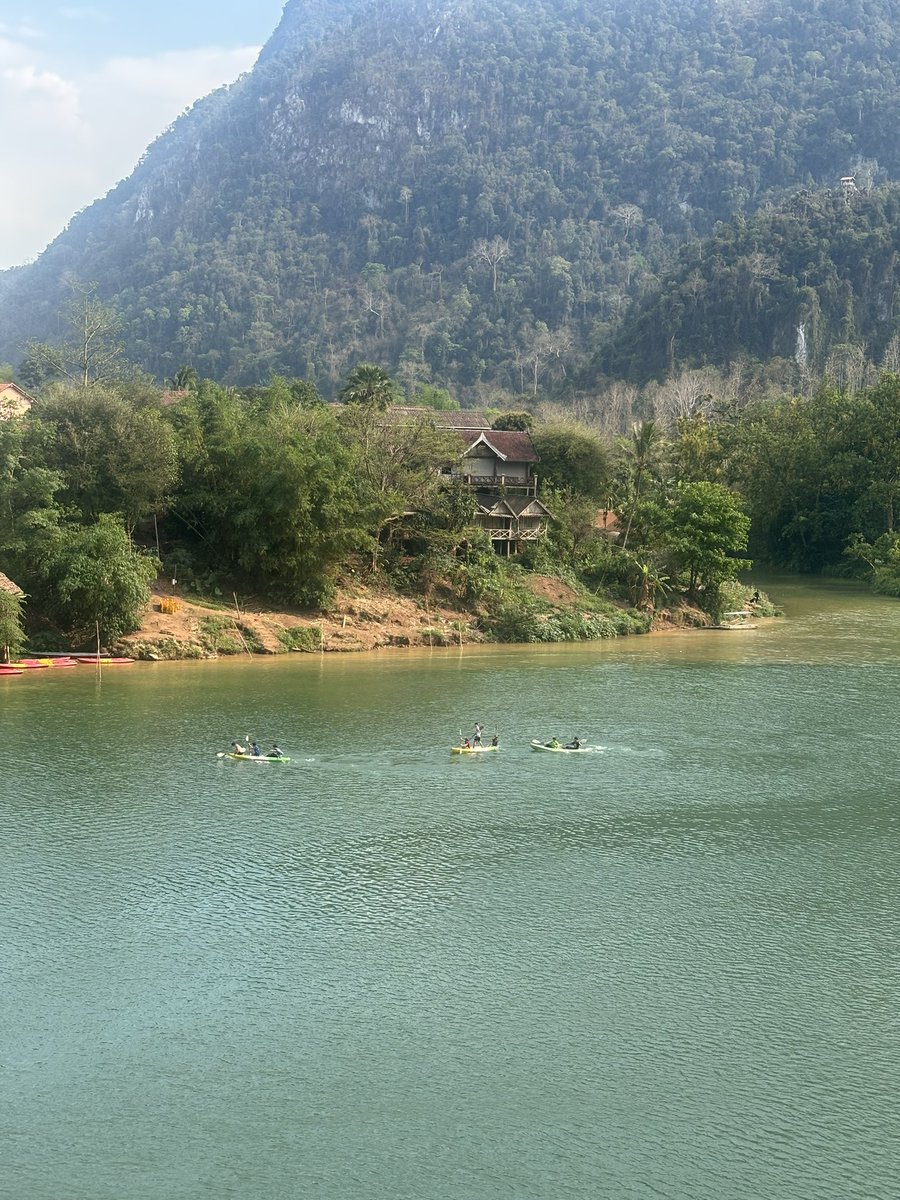 jetzsr's tweet image. First time in Laos