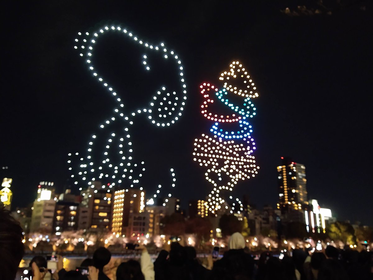 まったりと公園にチューリップとモネフィラを見に行ってきました😍
初めていった公園でしたが、とても広大で一年中お花を楽しめそうなので、また行ってみたいと思います🥰

お花とスヌーピーとお酒が、私の癒しです😝

来月はバラを見に行きたいと思っています🌹