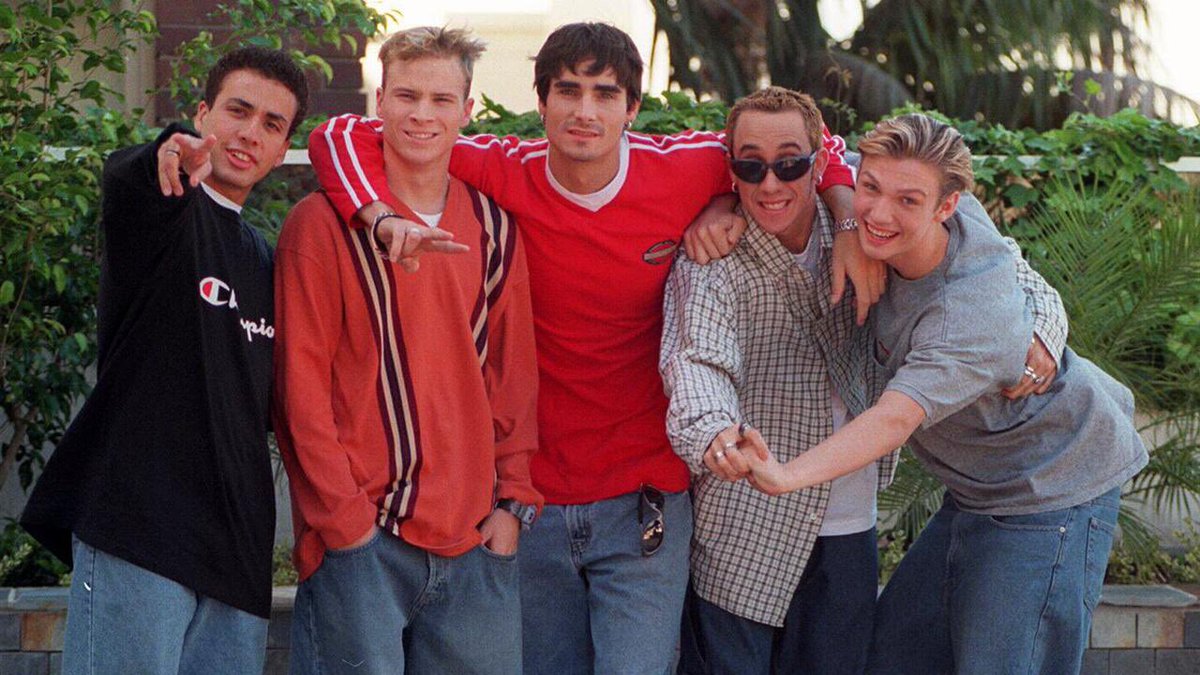 WHOTheBckstreet's tweet photo. Happy 32nd chapter, @backstreetboys ❤️

#BSB32 https://t.co/qyEga3eZEm
