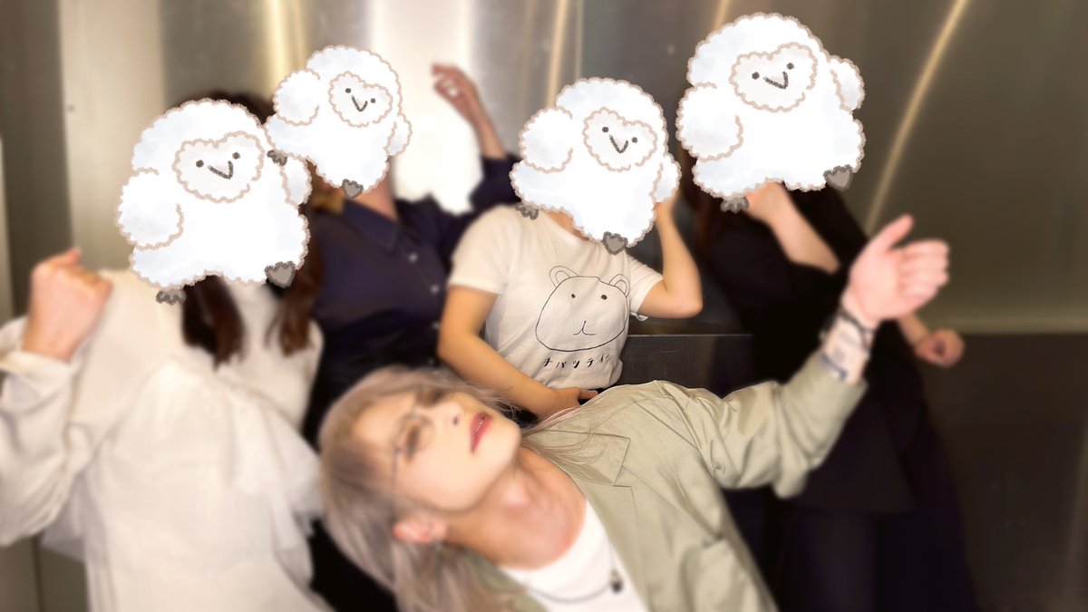 _minosan's tweet photo. チトフェシュ楽しかったー！ヘルブロスの最後の曲でふと思い出したんだけど、30歳のお誕生日ライブもここだった！あれから10年と思うと本当に感慨深い。見れてない時間が半分くらいありつつ、今ここで人生が交差しているのがとても嬉しいなと思いました。みんな健康であれー！ https://t.co/M1qkcXyhOe