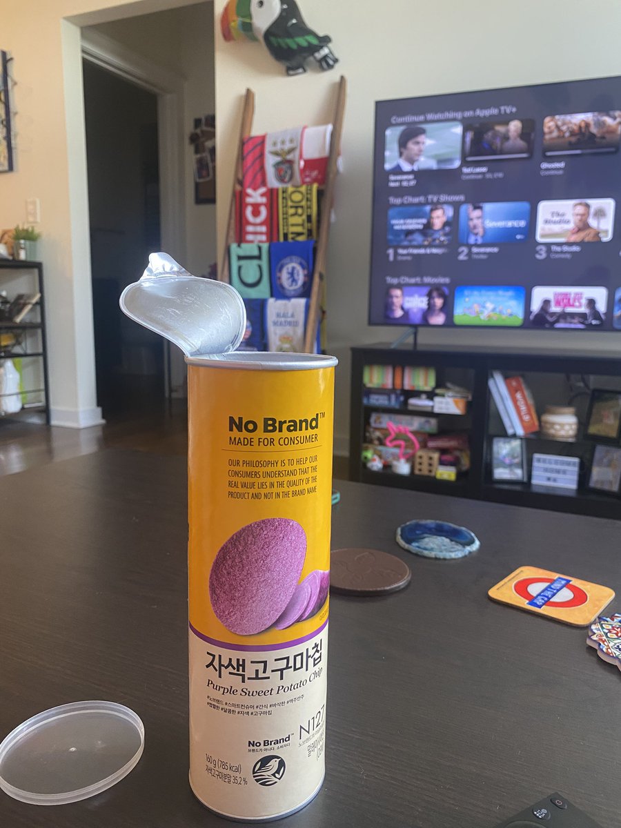 Pumpkins_Dave's tweet photo. Step up your game @Pringles you’ve got some stiff competition https://t.co/ZRAleN41Fa