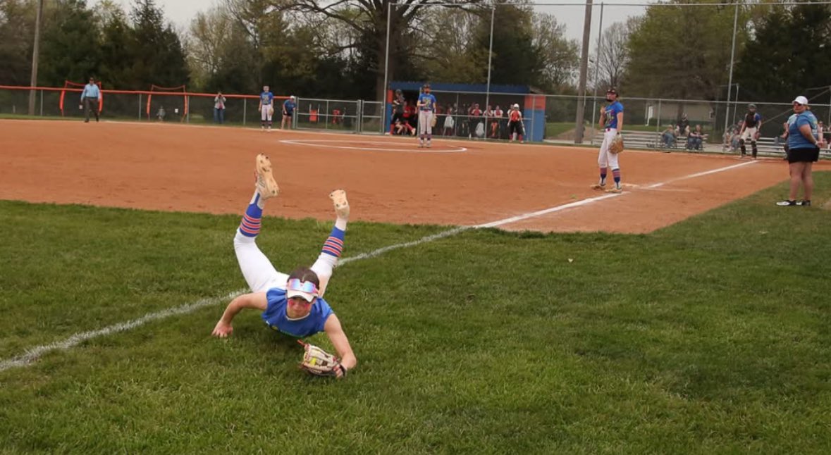 addy (@addysonodell) on Twitter photo Here are some pictures of my diving catch from Fridays game against Altamont! <a href="/UofL_CoachHolly/">Holly Aprile</a> <a href="/GriffJ_13/">Griffin Joiner</a> <a href="/dee11davis/">DeeDee Morris</a> <a href="/sabbyBsabs/">Bryan Sabatella</a> <a href="/DemariniBandits/">Beverly Bandits</a> #fueledbyDrPepper Here are some pictures of my diving catch from Fridays game against Altamont! <a href="/UofL_CoachHolly/">Holly Aprile</a> <a href="/GriffJ_13/">Griffin Joiner</a> <a href="/dee11davis/">DeeDee Morris</a> <a href="/sabbyBsabs/">Bryan Sabatella</a> <a href="/DemariniBandits/">Beverly Bandits</a> #fueledbyDrPepper