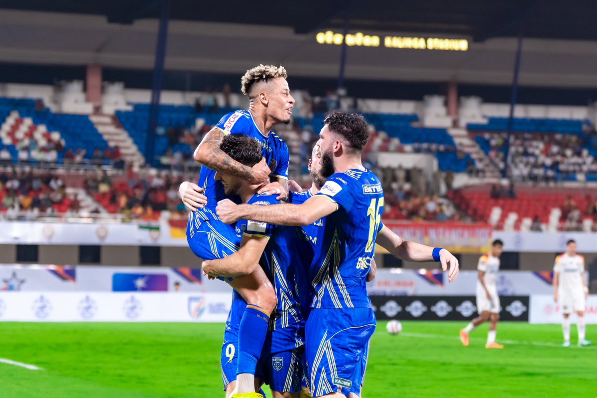 kbfcxtra's tweet image. 🏁 FT: KBFC 2 : 0 EBFC #KBFCEBFC