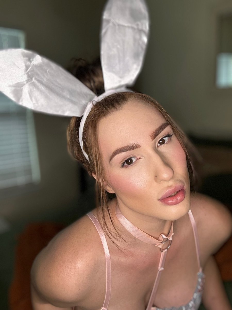 itismsbri's tweet photo. Happy Bunny 🐰 Day!! 

Who wants to help me hunt for eggs? 🐣💐

#NSFWContent #Sundayfunday https://t.co/NB2I1XInuJ