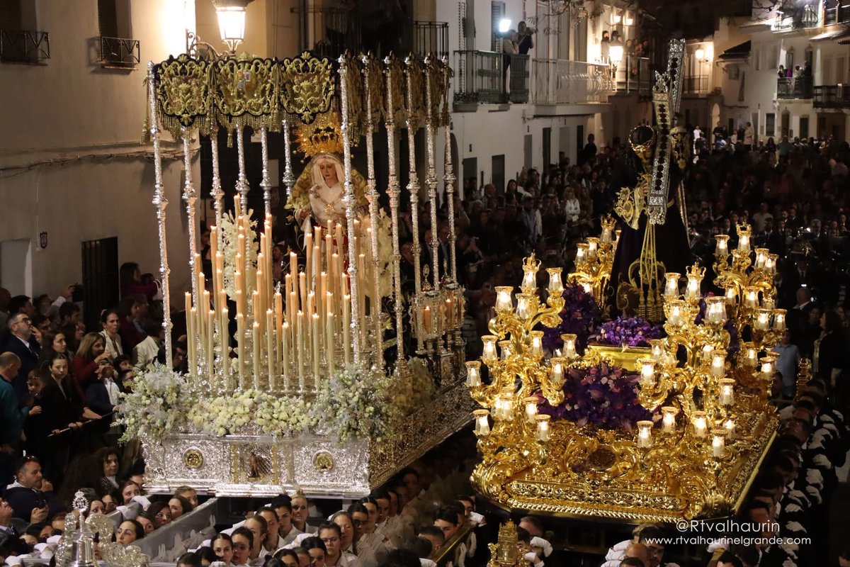 Viernes Santo de fe y emoción junto a nuestros Sagrados Titulares.