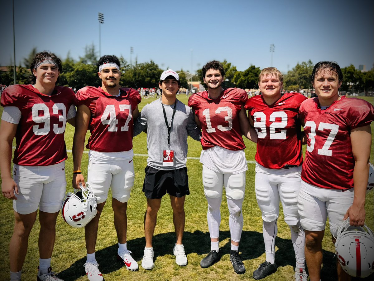 AdityaKaul2026's tweet image. Had a great time with the @StanfordFball Special Teams unit (L to R) @peyton_warford @achavez_47  @emmetkenney @AJ_Seidler @AidanFlintoft