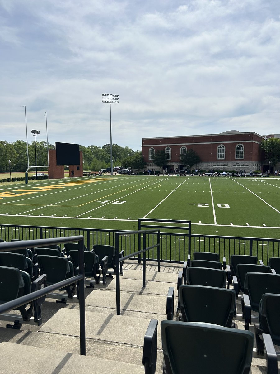 cadehebert123's tweet image. Had a fun time at the college coaches showcase camp yesterday at Belhaven University. I was able to learn many new things during this camp and talked to a lot of college coaches
During 7on7 I allowed 0 completions