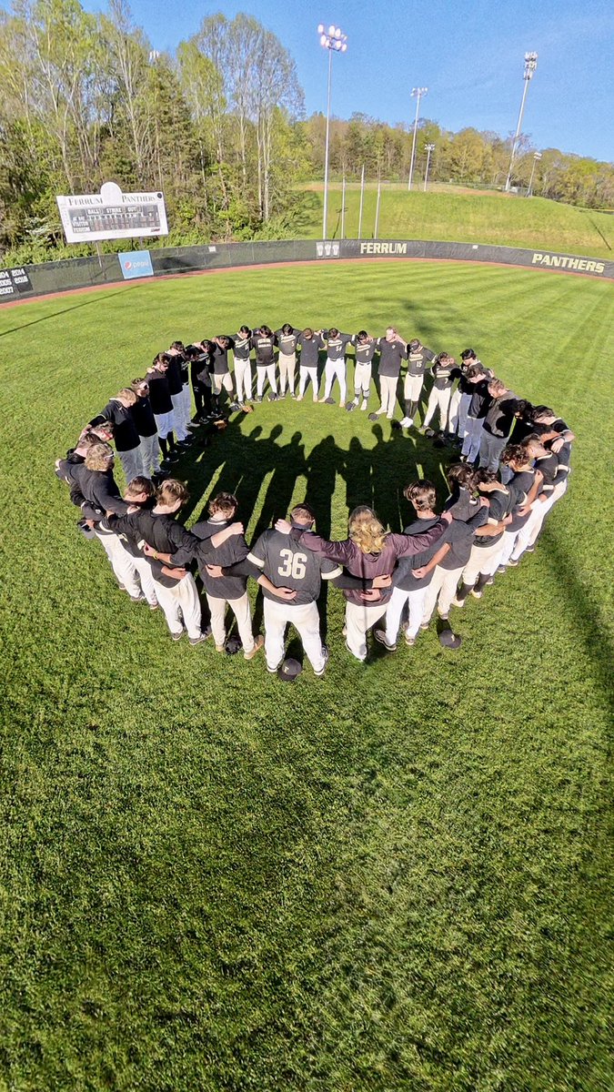 Happy Easter from Ferrum Baseball! 

This week, we come together in faith, brotherhood, &amp; focus as we head into our final regular season games-Averett on April 22 and a big doubleheader vs. Washington and Lee on April 26.

📷: Pre-game prayer led by our catcher Dylan Howerton.