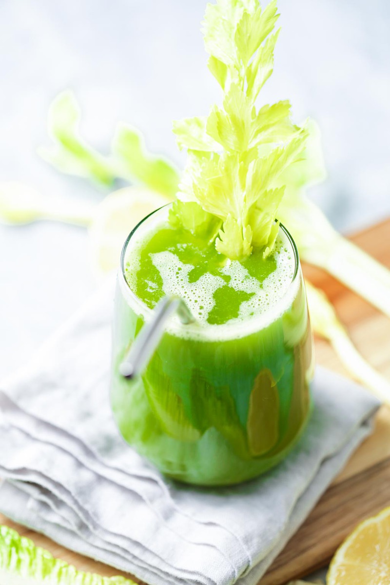 JuicerOne's tweet photo. Sunday evening chill? ✨ Try a simple, soothing juice: Cucumber, celery, and lime! So refreshing. What's your evening drink? 👇

#Juicing #EveningRoutine #HealthyHabits https://t.co/sYZ6p3OiJg