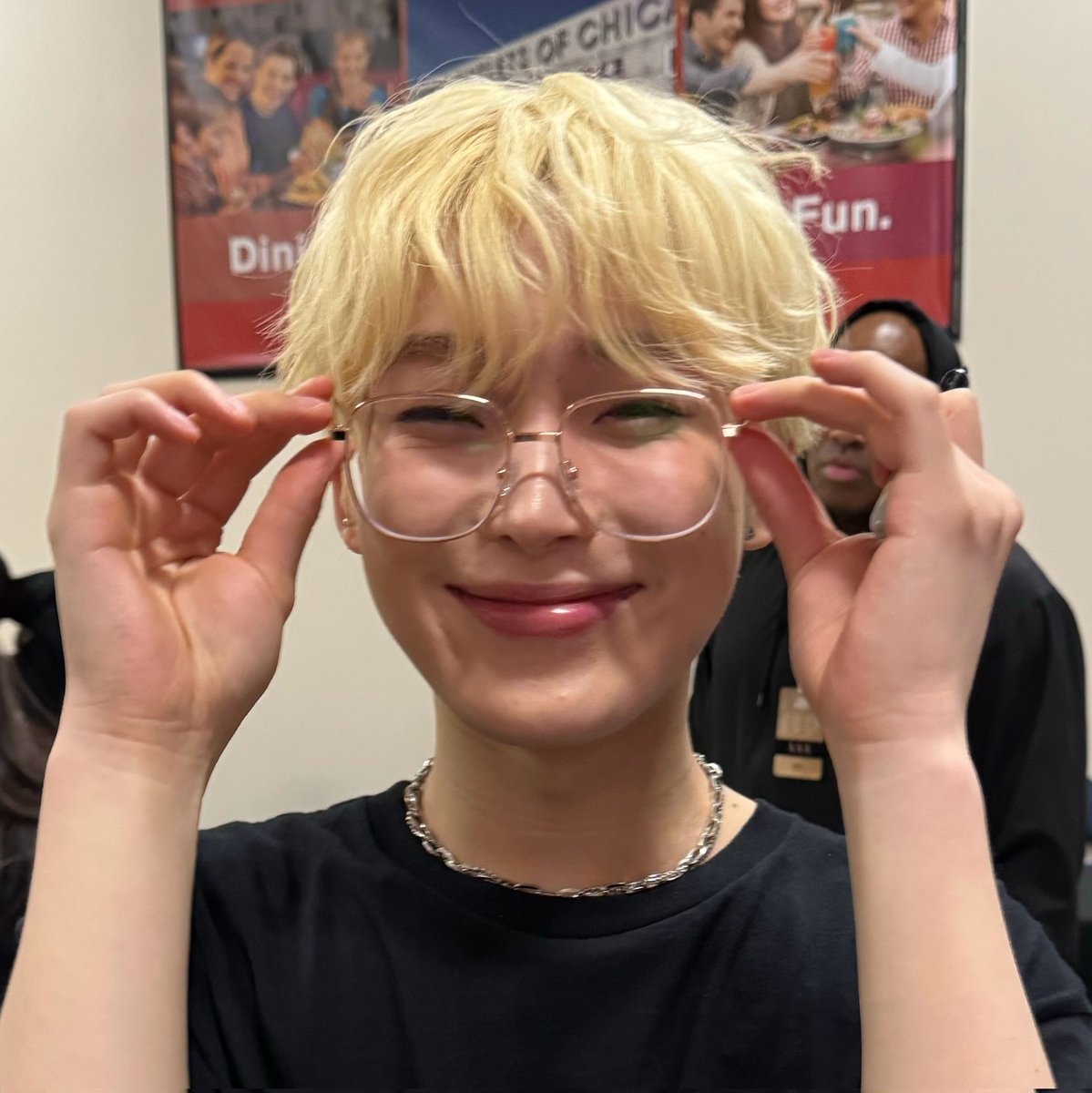 finally i found the original post of this cutie patootie😭🫂