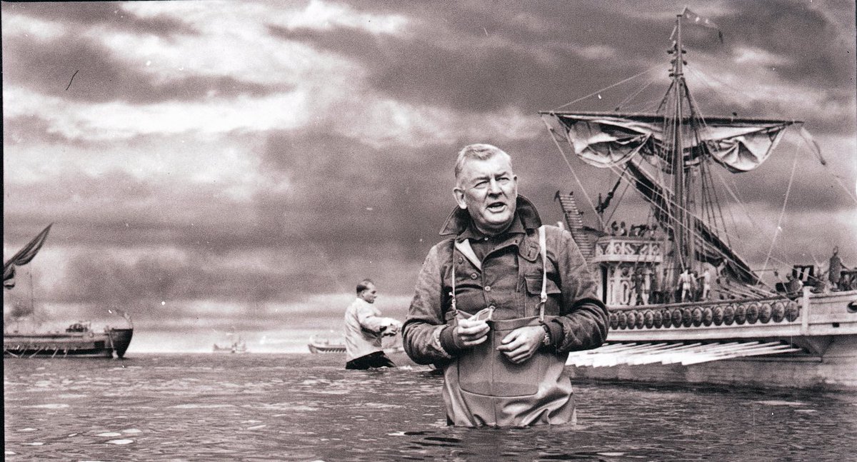 Roybattyforever's tweet image. "Ben-Hur"(1959) es la película perfecta para ver en Semana Santa. 

La obra maestra de William Wyler es un viaje épico plagado de momentos que han pasado a la historia del cine.

Acompáñame en este hilo con anécdotas interesantes de este tour de force cinematográfico.