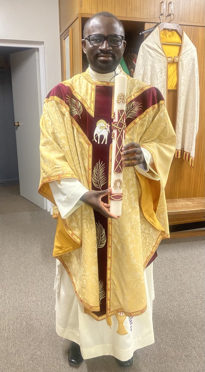 LimGamsi's tweet photo. He has risen, just as he said. 
Happy Easter! https://t.co/pGi30wNhPr