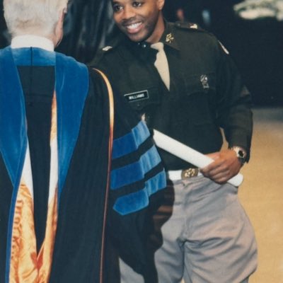 rwducie's tweet photo. #NewProfilePic https://t.co/I1HsqkMil9