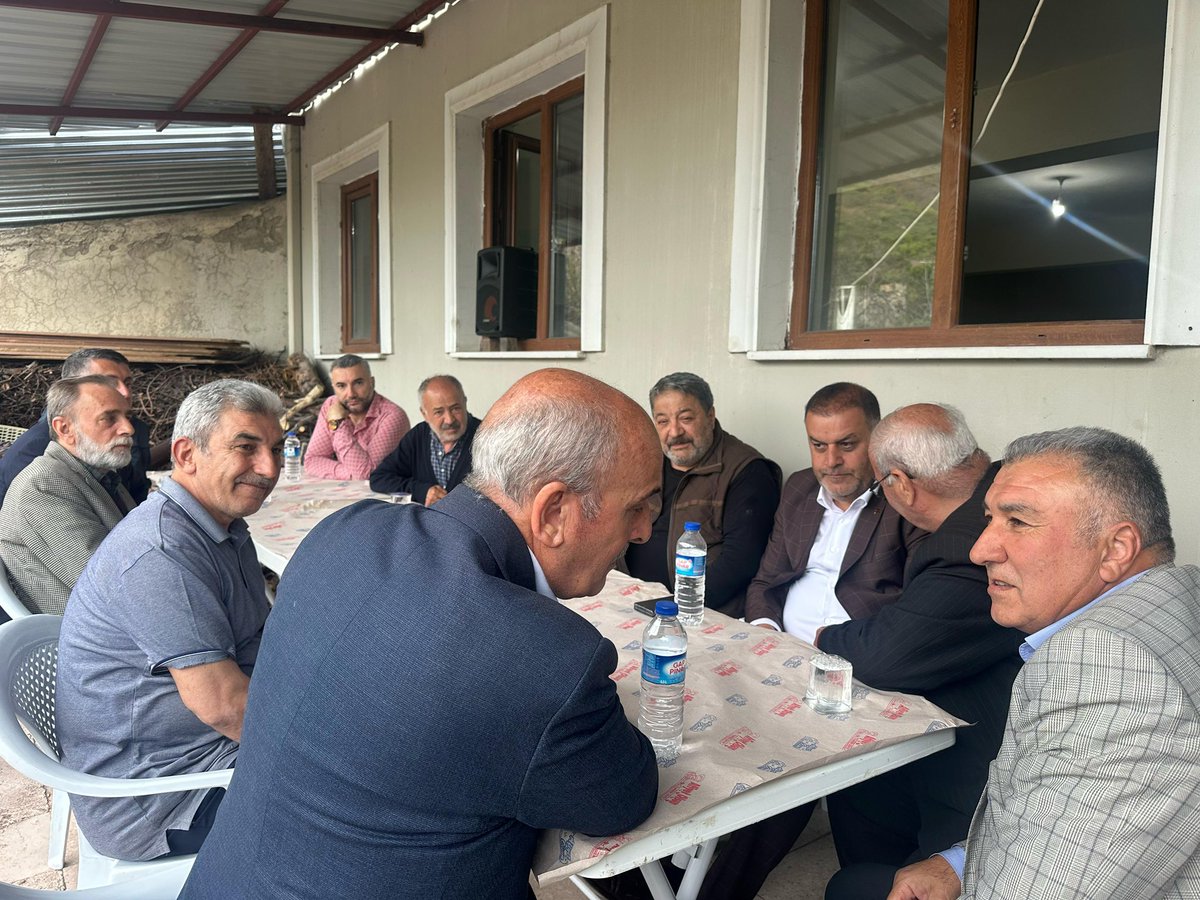 gokhangok44's tweet photo. Cumhur İttifakı #Malatya Kale Belediye Başkanımız İhsan Özbay’ın ahirete irtihal eden amcası Mahmut Özbay’ın taziyesine katılım sağladık.

Merhuma Allah’tan rahmet; ailesi ve yakınlarına başsağlığı ve sabırlar diliyorum.

Mekânı cennet olsun. https://t.co/lNsBipqY3t