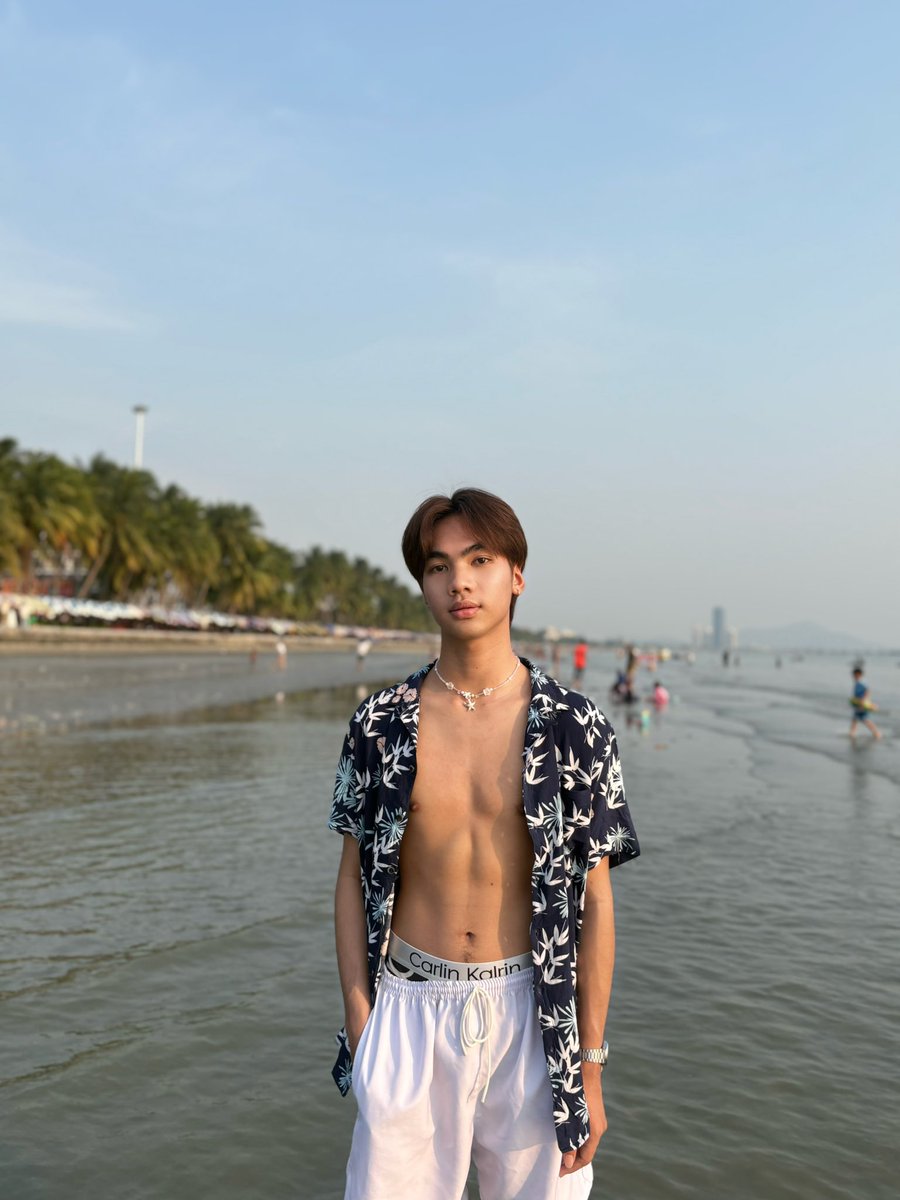 diw2247's tweet photo. 🌊 https://t.co/Vt9bJusAB2
