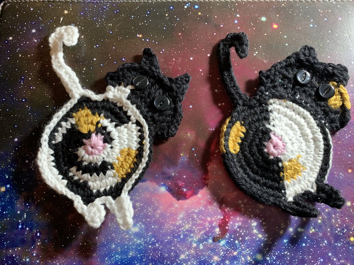 creation_bellas's tweet photo. Just finished these cat butt coasters. Who doesn’t need a cat butt coaster? 

#amigurumi #crochetlove #crochetersofinstagram #crochet #crocheting #crochetaddict #custommade #custom #cat #catlifestyle #catsofinstagram #coaster #CoasterEnthusiast #CoasterJunkie #cat #butt #catbutt https://t.co/A81VGCDG4m