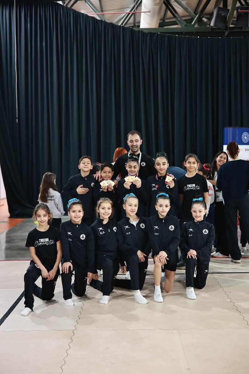 NhatcanG's tweet photo. Küçükler Türkiye Şampiyonası 🥇🥇🥇🥈 https://t.co/t2zGyJsl5O