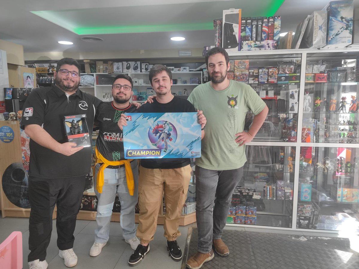 Seguimos arrasando en los league cup!! , el Sábado <a href="/ModraSam_/">Samue</a> se lleva la victoria en Atheneas en una final junto a <a href="/mariio_8/">Mario Martín</a> , y el Domingo gran top 4 de <a href="/Flamesillo/">❎Flames❎</a> <a href="/FranG034/">❎Fran034❎</a> <a href="/ErFilethe/">Filethe</a> y <a href="/tupochan/">TuPo! 🚀</a> en <a href="/SharkGames_mlg/">Shark Games</a> !! #UnionBixos ❎ #RoadtoSevilla